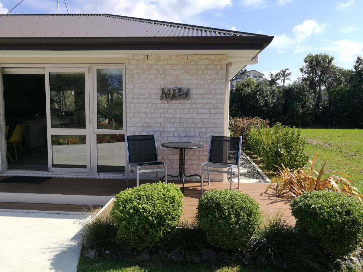 Modern Beach Break - Waihi Beach Holiday Home 외부 사진